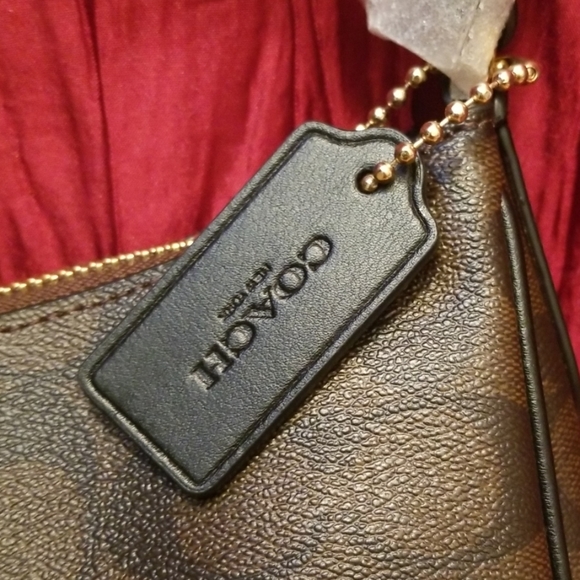 NWT COACH Signature Zip Shoulder Bag - Picture 4 of 7